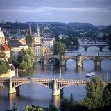 I ponti sul fiume Moldava che attraversa la citt i Praga.